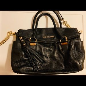 Authentic leather MK purse in BRAND NEW condition